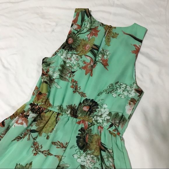 Forever 21 Floral Light Green Dress - Picture 4 of 4